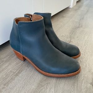Dark blue Adelante boots size 6.5